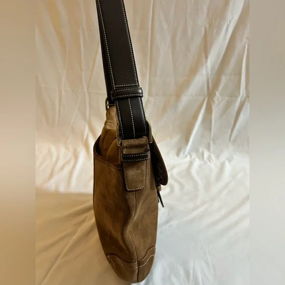 Coach Suede Soho Bag - Picture 4 of 13